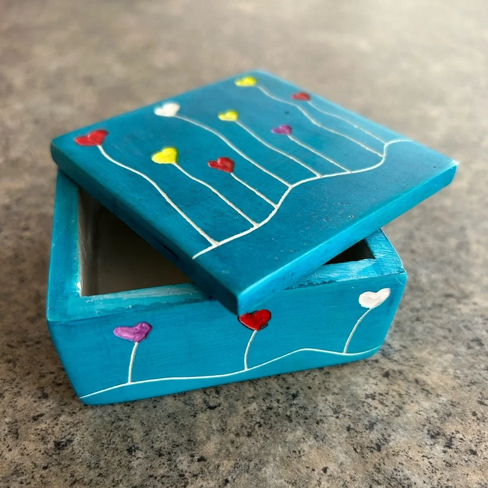 💙 Heart Flower Jewelry Trinket Box Turquoise-Colored Soapstone Fair Trade NWOT